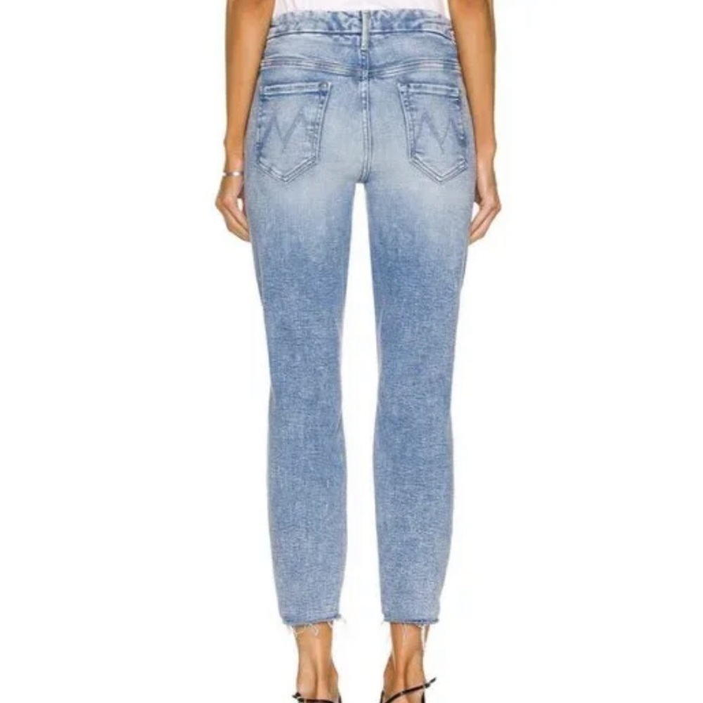 MOTHER The Looker Ankle Fray Jeans in Deep Breaths Size 26 - Picture 2 of 13